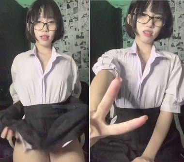 Em học sinh bướm nhỏ bị đụ