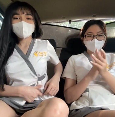 Đôi trẻ vật lý khêu gợi tài xế không rời ánh mắt
